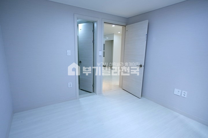 서울 강동구 성내동 ▣ 투자가치 우수한 성내동 3룸 ▣ 강남인접성 GOOD~!!! ▣ 잔여세대 특가 이벤트 ▣ 분양 매물번호 10168 사진 5