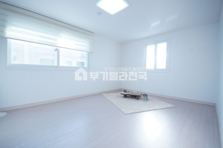 서울 성북구 삼선동1가 ★ 삼선동 ★ 삼선동에 들르면 꼭 들러야 하는 맛집 같은 3룸!! 얼마 남지 않았습니다. 늦기 전에 연락 주세요 ~ ^^ 분양 매물번호 15726 사진 4