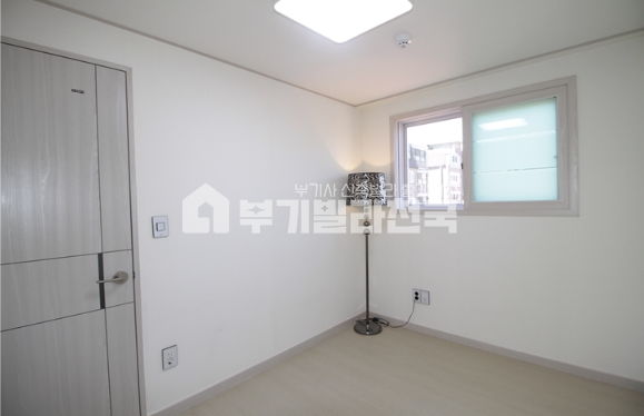 경기 구리시 갈매동 ♠ 갈매초인접한 신축3룸 ♠ 최저가 도전중 ♠ 최저입주금 & 저금리 대출상담 가능 ♠ 전/월세 말고 내집마련하세요 ^^ ♠ 분양 매물번호 11938 사진 4