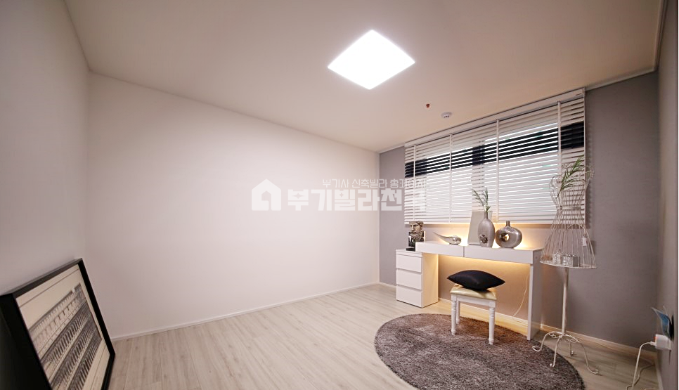 서울 성북구 정릉동 ◈ 정릉동 ☆ No.1 인테리어!! 견고한 구조의 신축 현장입니다. 내부 벽체를 가벽이 아닌 조적방식으로 시공하여 퉁퉁 ~ 거리지 않아요 ~ ! 분양 매물번호 15738 사진 4