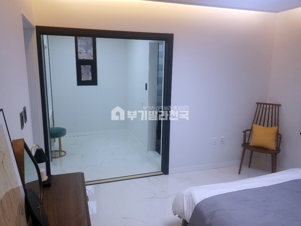 경기 파주시 교하동 ◈ 현장에서 실시간 업데이트 중인 핫한 타운하우스 ◈ 최고급 내,외장재 ◈ 테라스에 개인텃밭까지 ~~ ◈ 분양 매물번호 15774 사진 4
