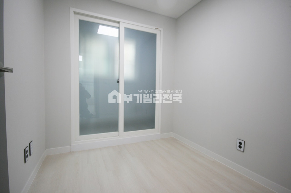 서울 중랑구 면목동 ♣♧화이트톤에 럭셔리한 인테리어~! 분양 매물번호 13634 사진 5
