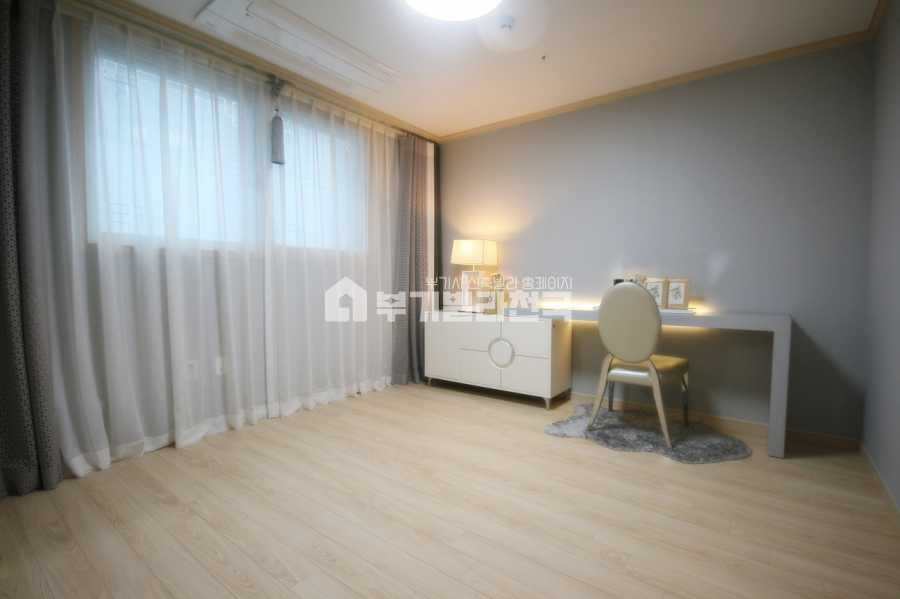 경기 성남중원구 도촌동 ♠ 모던한 인테리어의 3룸 ♠ 더이상 이사 다닐 걱정 하지마세요~!♠ 실입주금 부족시 맞춰드려요 ♠ 분양 매물번호 14134 사진 4