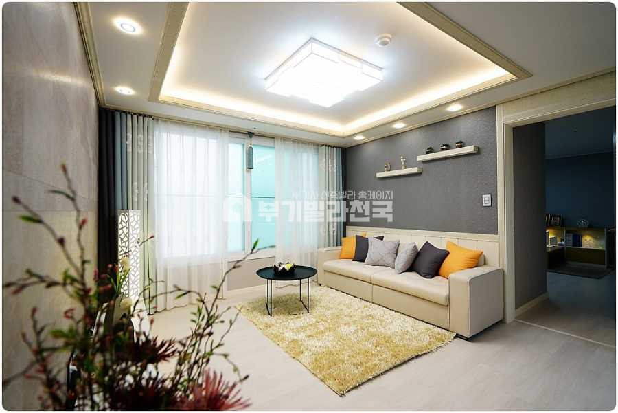 경기 수원권선구 구운동 ♠구운동 공원인접+쾌적한 주거환경 ♠ 채광좋은남향/대로변인접 ♠ 주차200% ♠ 24시간상담문의환영합니다.♠ 분양 매물번호 11769 사진 1