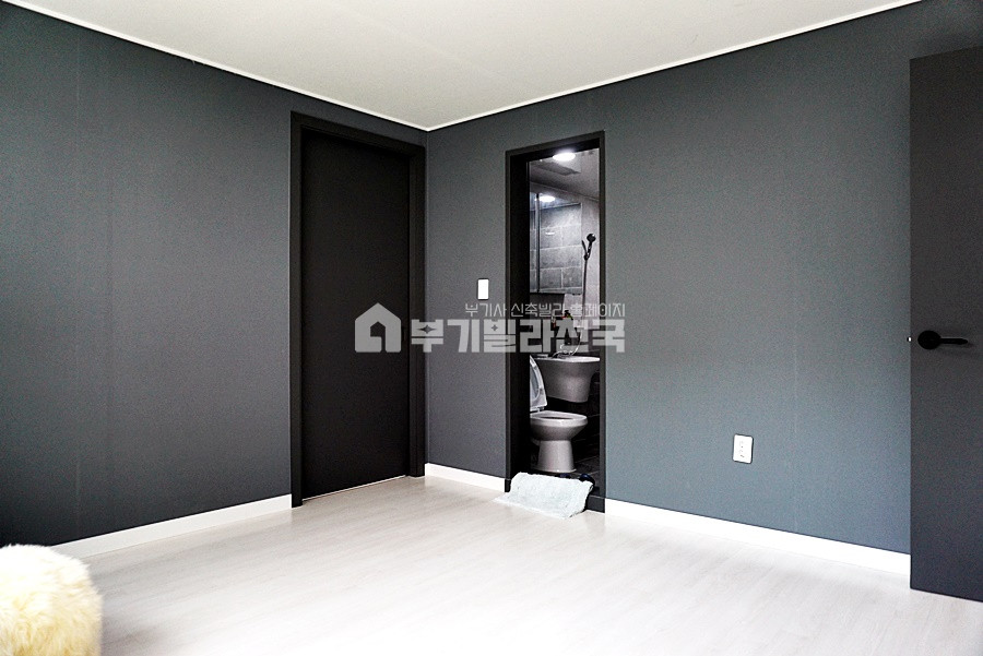 서울 은평구 대조동 ◈ 연신내역세권 아파트 구조 3룸 2 욕실 ◈ 다 같은 빌라가 아니에요~ ◈ 구조,인테리어 GOOD!! ◈365일 24시 친절상담 환영^^ ◈ 분양 매물번호 15815 사진 5