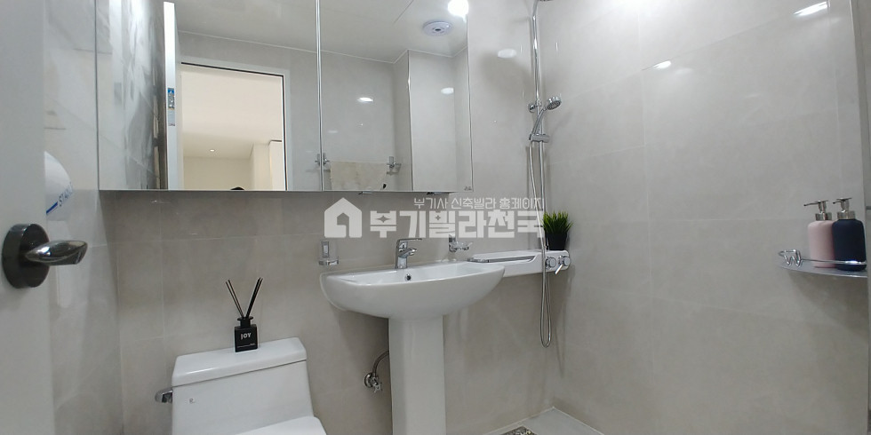 서울 은평구 대조동 ◈ 대조동 채광좋은 신축 3룸 ◈ 역촌역 도보5분 교통편리 ◈ 수도권 전지역 매물 보유 ◈ 최저실입/금리 24시 상담 환영 ◈ 분양 매물번호 15807 사진 6