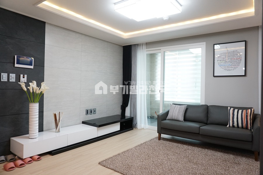 서울 은평구 수색동 ◈ 수색동 수색초 인접 신축 3룸 ◈ 신혼부부 및 가족이 단촐한 세대 추천 ◈ 부족한 실입주금 상담 환영 ◈ 분양 매물번호 15808 사진 1