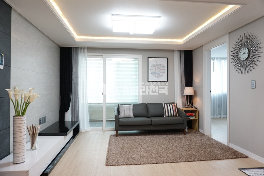 서울 은평구 수색동 ◈ 수색동 수색초 인접 신축 3룸 ◈ 신혼부부 및 가족이 단촐한 세대 추천 ◈ 부족한 실입주금 상담 환영 ◈ 분양 매물번호 15808 사진 2