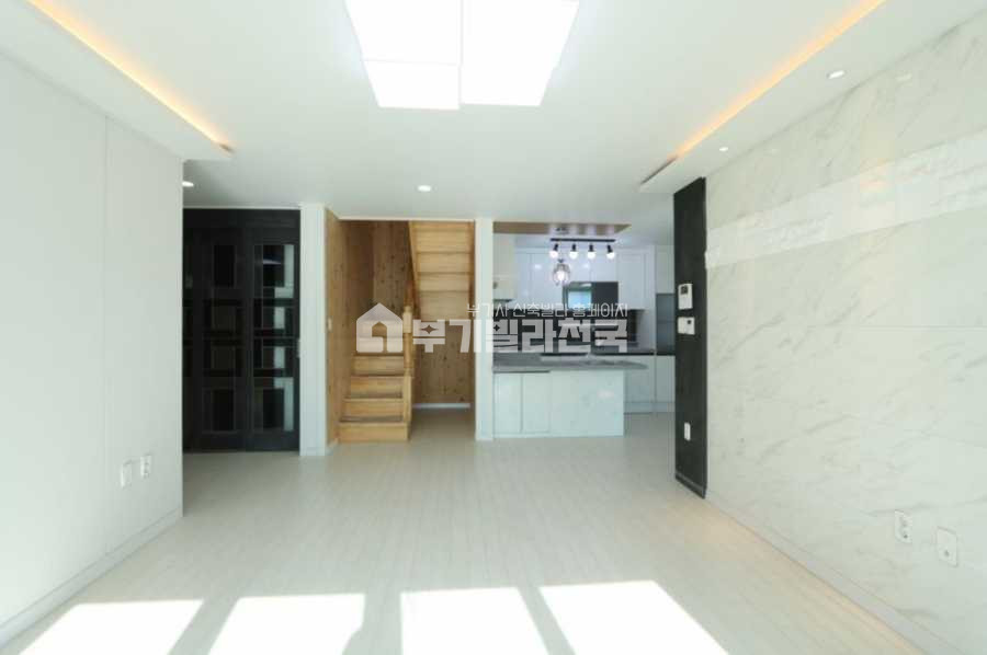 경기 고양시 일산서구 대화동 ♣♧복층의 꿈은 여기서 이루어요~ 분양 매물번호 11232 사진 2