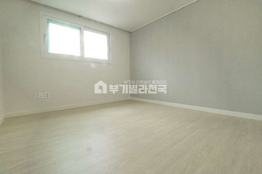 경기 부천소사구 괴안동 ♣♧역곡역 역세권 / 쫙 빠진 예쁜집 / 최저실입 견고합니다~ 분양 매물번호 10466 사진 4