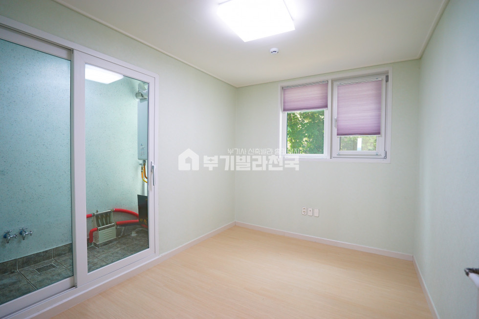 서울 서대문구 천연동 ◈천연동 동명여중 인근 신축3룸 ◈ 서대문역 도보5분 ◈ 시원시원한 구조로 개방감 GOOD ◈ 놓치시면 밤새 잠 못자요~!!! ◈ 서울 전지역 빌라 친절 상담 ◈ 분양 매물번호 15838 사진 5