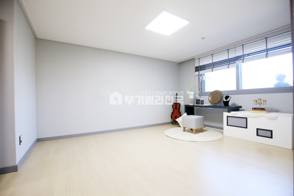 서울 서대문구 창천동 ◈신촌역세권 ◈ 창천공원 인접 ◈ 주거환경 쾌적 타운하우스의 삶을 즐길수 있는 신축 3룸 ◈ 투자/실입주 OK ◈ 분양 매물번호 15821 사진 5