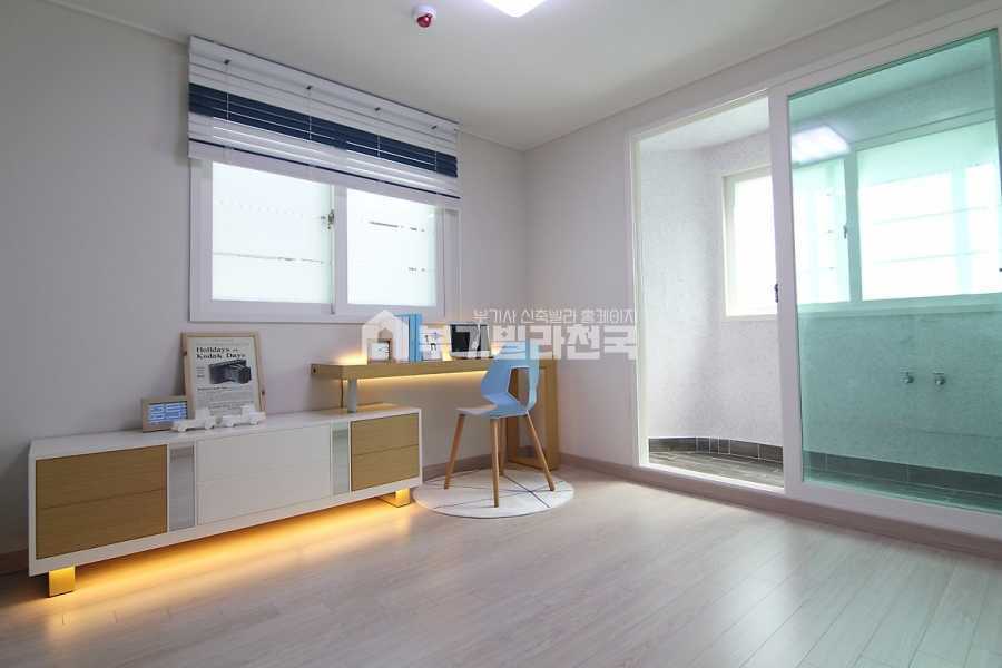 경기 수원장안구 송죽동 ♠주변 인프라 완벽!!♠ 이보다 좋을순 없어요~ ♠ 부담없는 실입주금 ♠ 24시간 상담 환영 ♠ 수원 전지역 매물 보유 ♠ 분양 매물번호 11733 사진 4