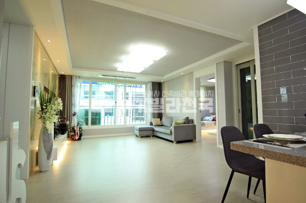 경기 성남분당구 운중동 ♠ 주거환경 쾌적한 운중동 3룸 ♠ 잔여세대특가 ♠ 성남 전지역 매물보유 ♠ 입주금 부족시 특별 상담 ♠ 갭투자 전문 상담 ♠ 분양 매물번호 10184 사진 2