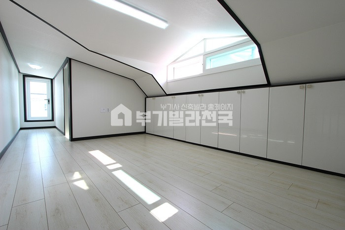 서울 금천구 시흥동 ♣♧시흥동에 잘 지어진 복층이 나왔습니다~ 분양 매물번호 12059 사진 5