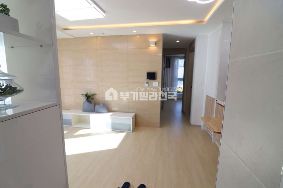 서울 서대문구 홍제동 ◈ 홍제역초역세권 교통편리 ◈ 명문학군 밀집지역 ◈ 투자 및 거주 최적의 인프라 ◈ 신혼부부/ 단촐한가족구성분들 추천 ◈ 분양 매물번호 16449 사진 3