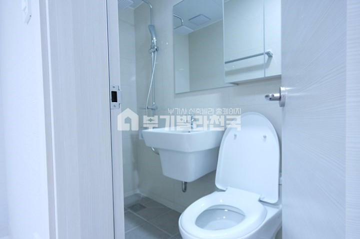 경기 과천시 중앙동 ♣♧과천시청역 도보5분 ♣ 강남 생활권 ♣방3욕실2개 추천매물 분양 매물번호 10620 사진 13