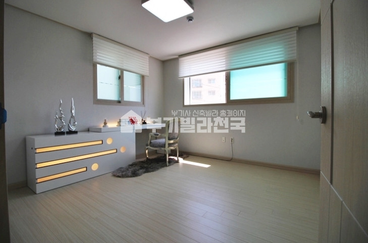경기 안양만안구 박달동 ♣♧박달동 가격에 놀라요~♣ 방3욕실2♣구조 매끈하게 잘 빠졌습니다 분양 매물번호 10632 사진 5