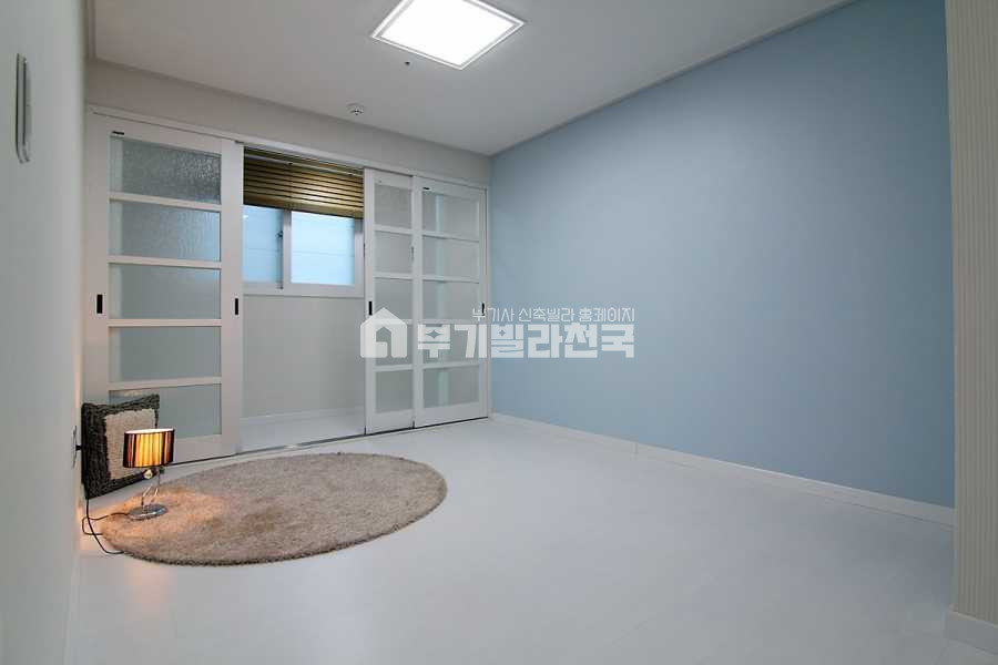 경기 수원영통구 매탄동 ■ □매탄동 공원인접■ 주거환경 쾌적 ■구조/ 인테리어 GOoD ■ 수원 전지역 매물보유 ■ 24시 상담 가능□■ 분양 매물번호 11732 사진 4