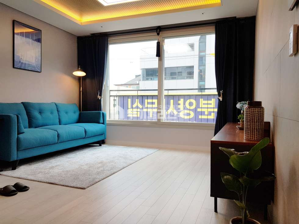 서울 용산구 남영동 ◈ 숙대입구역 ◈ 빵빵한 옵션과 디데일이 살아있는 신축 3룸2욕실 ◈ 365일 연중무휴 24시 상담 환영 ◈ 분양 매물번호 16525 사진 2