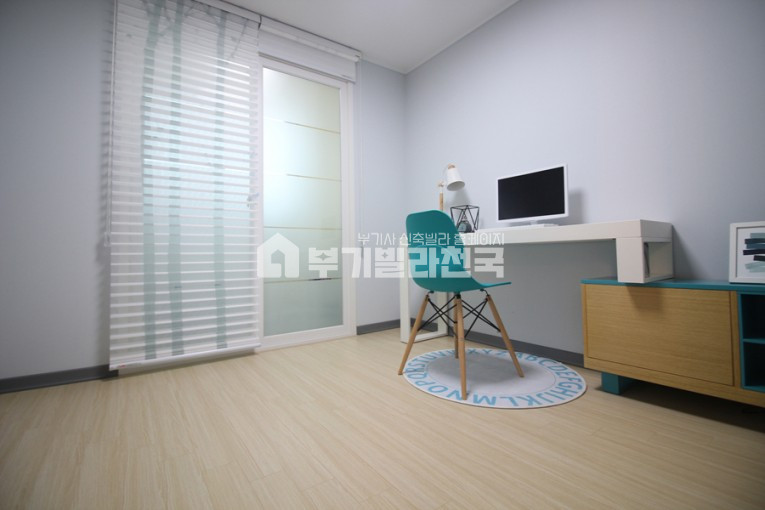 경기 남양주시 화도읍 ◈ 화도읍 ☆ No.1 인테리어!! 지금까지 이런 집은 없었다!! 친환경인증 고급자재 마감!! 열전도율이 좋은 강마루, 열차단기능이 탁월한 2중접합 페어유리 시공!! 분양 매물번호 12465 사진 7
