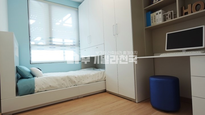 경기 수원권선구 권선동 ◆ 권선동 ★ 역세권에 복합학군 3룸. 주변 상권발달로 생활편의 시설 풍부합니다. 바로 연락주세요!! 분양 매물번호 14978 사진 4