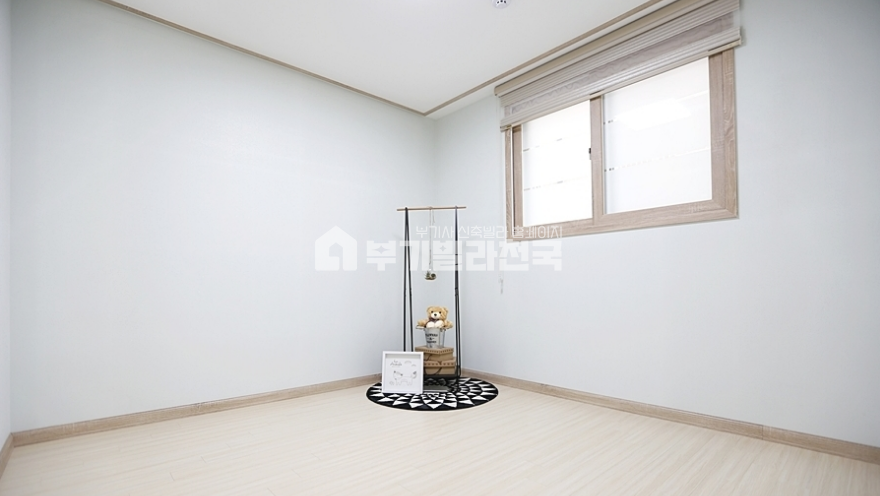 경기 고양시 덕양구 행신동 ｡◕‿◕｡❀행신역 도보1분, 넓은방사이즈,에어컨 옵션,주변 편의시설 우수, 대물특가 1세대, 고객만족도1위 , 무인택배함 , 일렬주차 100% , 전동빨래건조대 ,｡◕‿◕｡❀ 분양 매물번호 15631 사진 5