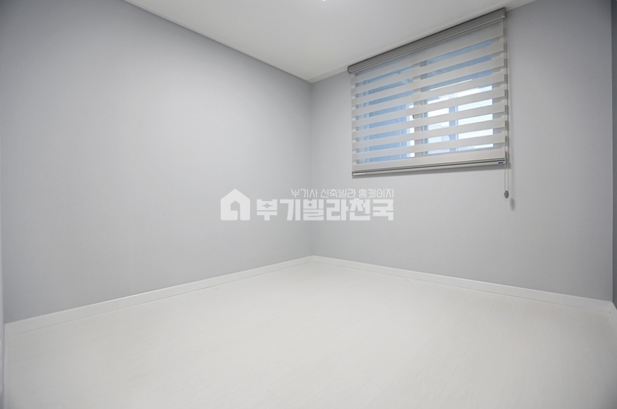 경기 파주시 상지석동 ლ(╹◡╹ლ)운정,일산 도심권 3분 , 단지앞 상가운영 타운형 빌라단지 , 전세대 온돌마루 시공 , 한샘정품 주방 , 하늘정원옥상 , 사각지대 없는 CCTV , 무인택배함ლ(╹◡╹ლ) 분양 매물번호 15628 사진 4