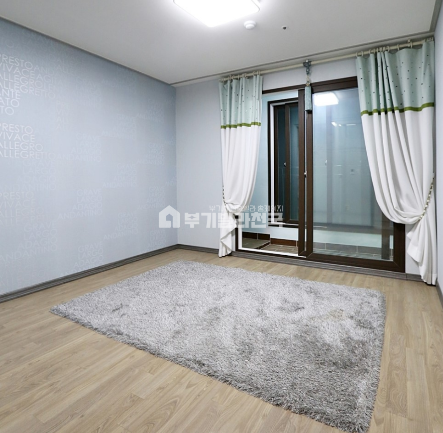 경기 고양시 일산동구 문봉동 (๑✧◡✧๑)한샘정품 싱크대 아일랜드 / 한솔sb강마루 , 전동빨래건조대 , 서울-문산 고속도로 개통확정(사리현IC) , 전세대 시스템에어컨 시공 , 대단지빌리지 분양 매물번호 15624 사진 5