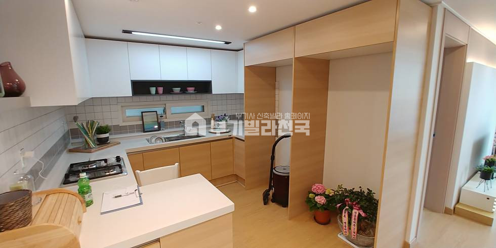서울 도봉구 도봉동 ​◈ 도봉역세권 ​◈ 산뜻하고 모던한 인테리어/ 정남향 따사로운 햇살 가득한신축 ​◈​ 입주금 대출금리 상담환영 ◈ 분양 매물번호 17129 사진 3