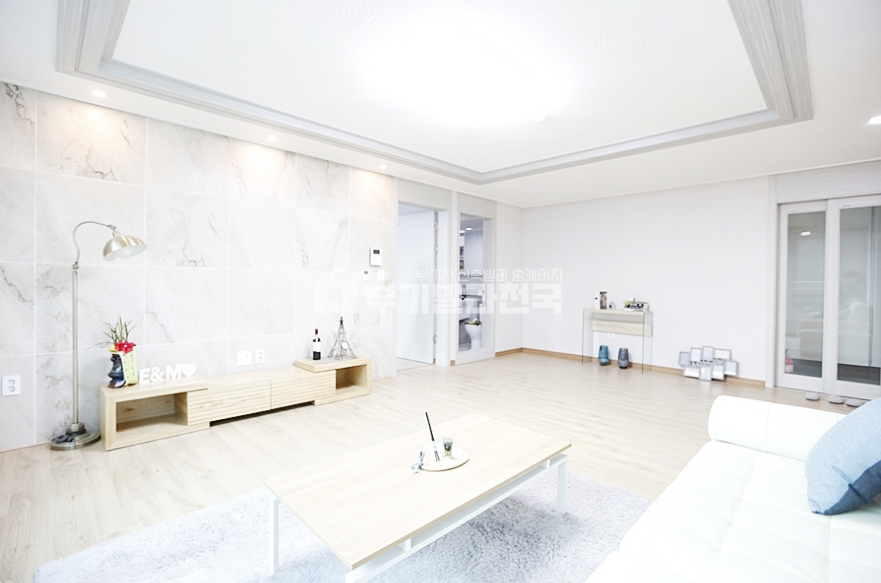 인천 서해구 가좌동 ☎홈플러스가좌점☎가좌IC5분☎LG시스템어컨2대(안방+거실)☎각세대별 개별창고 제공☎하늘정원☎남향,동향 채광좋은 라인☎전세가능☎주차100%☎대형단지☎ 분양 매물번호 15614 사진 1