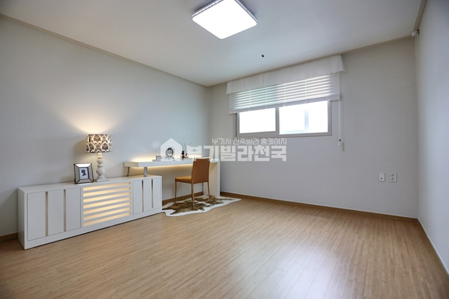 서울 구로구 구로동 ☎최고급인테리어 , 엘리베이터, CCTV , 무인택배함 설치 , 막힘없는 일조권, 조망권 , LED조명 및 절수인증자재 시공 , 7호선 남구로역 , 2호선 대림역 인접 , 남구로시장 , 고대구로병원 인접 ☎ 고객 대출을 위한 법무사 항시 대기중 ☎ 분양 매물번호 15517 사진 4