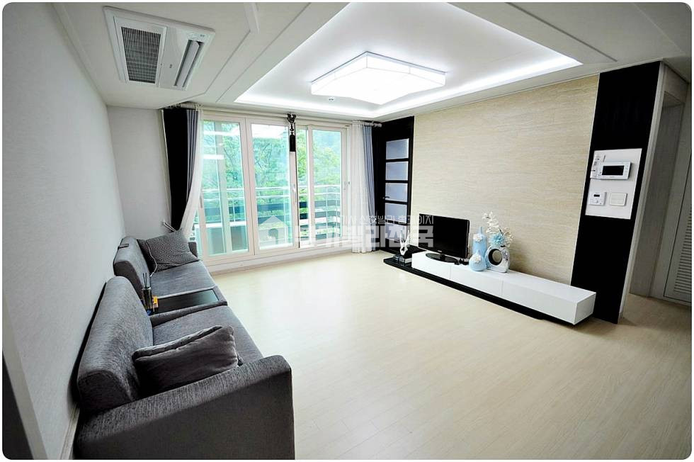 서울 용산구 한남동 ☎풍수지리 최고의 동네 한남동☎갭투자환영☎전세대시스템에어컨☎식기세척기☎광파오븐렌즈☎전동건조대☎한샘주방시공☎최고급수입자재시공☎ 분양 매물번호 15515 사진 1