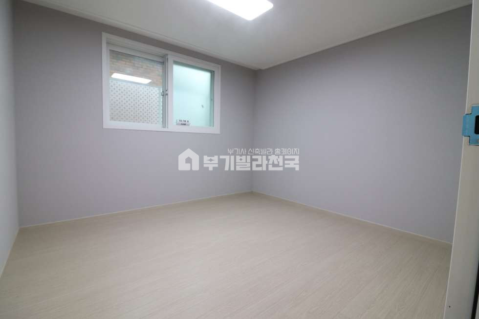 경기 성남중원구 상대원동 ◈◇ 신혼부부저격 왕테라스/투룸 ◈ 가구배치하기 좋은 맞벽구조 ◈ 채광/환기 우수 ◈ 24시 입주상담 환영 ◇◈ 분양 매물번호 17325 사진 3