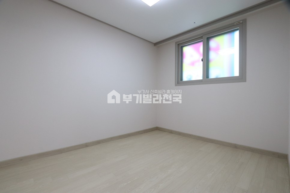 서울 강동구 고덕동 ◈◇ 약은 약사에게~ 집은 베스트컨설턴트 1위 김과장에게 ◈ 고덕동 유일무이 마진없는 투룸 특가세대 ◈ 투자/실입 모두 만족 ◈ 최저입주금/최저금리 상담 ◇◈ 분양 매물번호 17323 사진 4