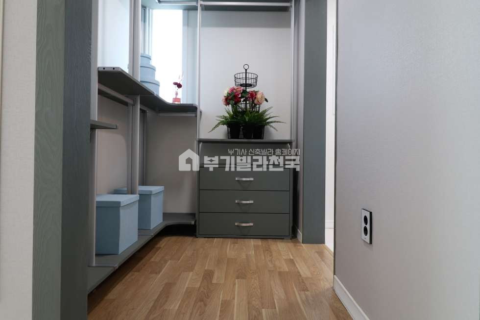경기 의정부시 고산동 『고르다 탁선생!! 골라골라 대박현장만을 골라드리는 고르다 탁선생!!』 정말 멋진 복층,테라스!! 인근 대규모 개발!! 미래가 기대되는 행복한 현장!! 분양 매물번호 16562 사진 5