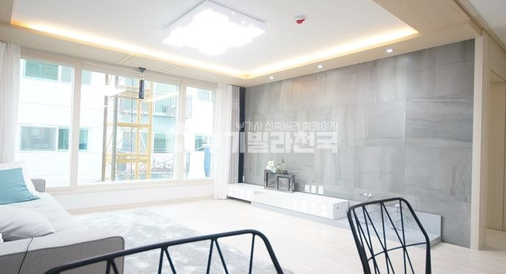 서울 양천구 신정동 ◇◇ 신정동에서 제일 넓은 집 ◈신정네거리역세권 도보5분 교통편리◈주변 편의시설 풍부 편리한 생활 ◈ 전세/매매 동시 진행/갭투자가능 ◇◇ 분양 매물번호 17496 사진 2