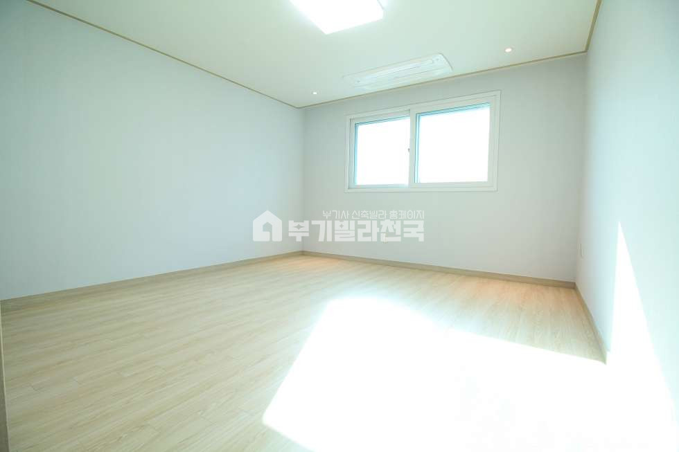 경기 성남수정구 심곡동 ■□ 넓은 전용면적+채광좋은집 ■ 서브주방/테라스/발코니 ■ 아파트 보다 좋은 신축 ■ 빵빵한 옵션 ■ 성남시 전매물 24시간상담 □■ 전세 매물번호 17610 사진 4