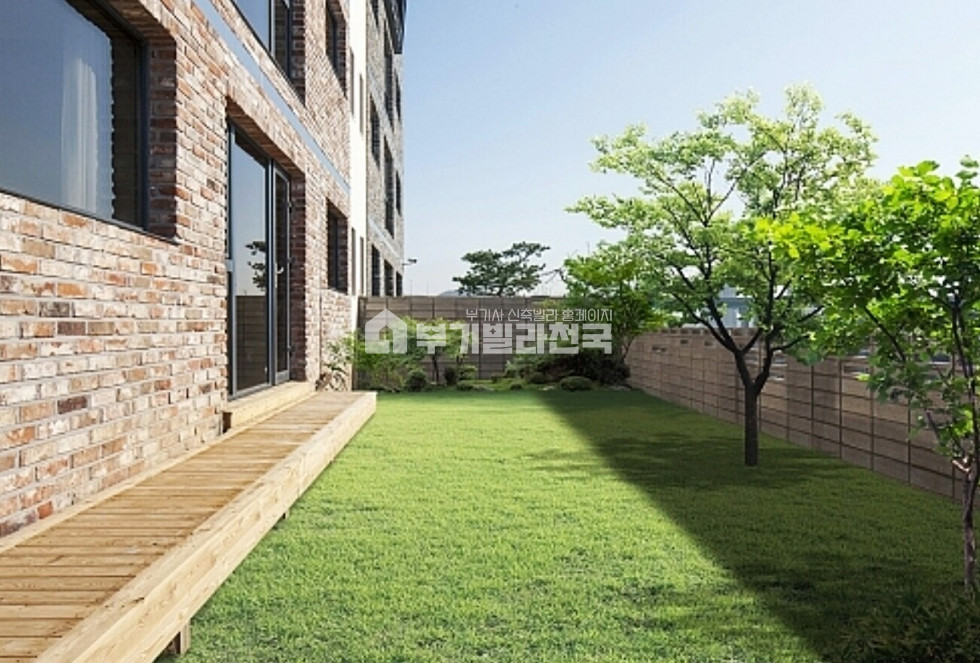 경기 용인수지구 신봉동 ◈잔디밭 정원/완벽채광◈서수지ic인근 전원생활◈북쪽이든 남쪽이든 출퇴근 어렵지 않아요~!◈ 부족한 실입주금 최대한 맞춰드립니다 ◈ 분양 매물번호 13895 사진 1
