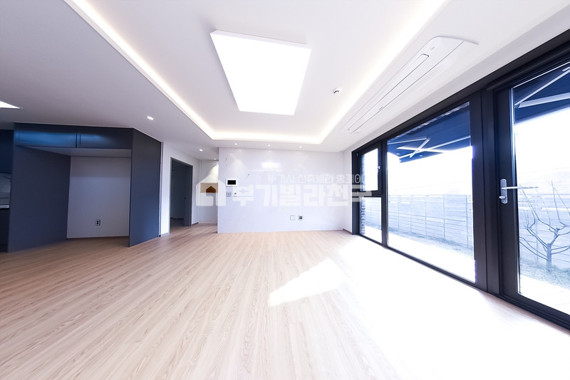 경기 용인수지구 신봉동 ◈ 서분당IC 분당,판교,강남권 ◈ 신혼부부추천 ◈ 아이키우기 좋은 집 ◈ 와이드 통창으로 개방감 최고!!◈ 24시 세심/꼼꼼 상담 ◈ 분양 매물번호 13735 사진 1