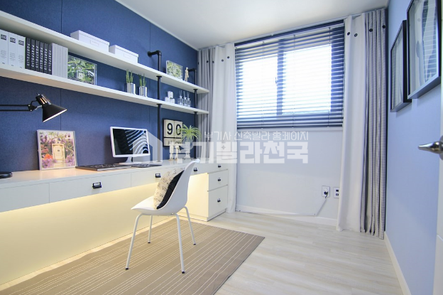 경기 용인수지구 성복동 ▣ 성복역 개발호재 가득한집 ■ 전원생활느낌 햇빛잘드는집 ■ 엘리베이터/ 주차장/ CCTV/ 다용도실 실용만점 ■ 실입주금/ 계약금적어도상담환영 ▣ 분양 매물번호 12437 사진 4