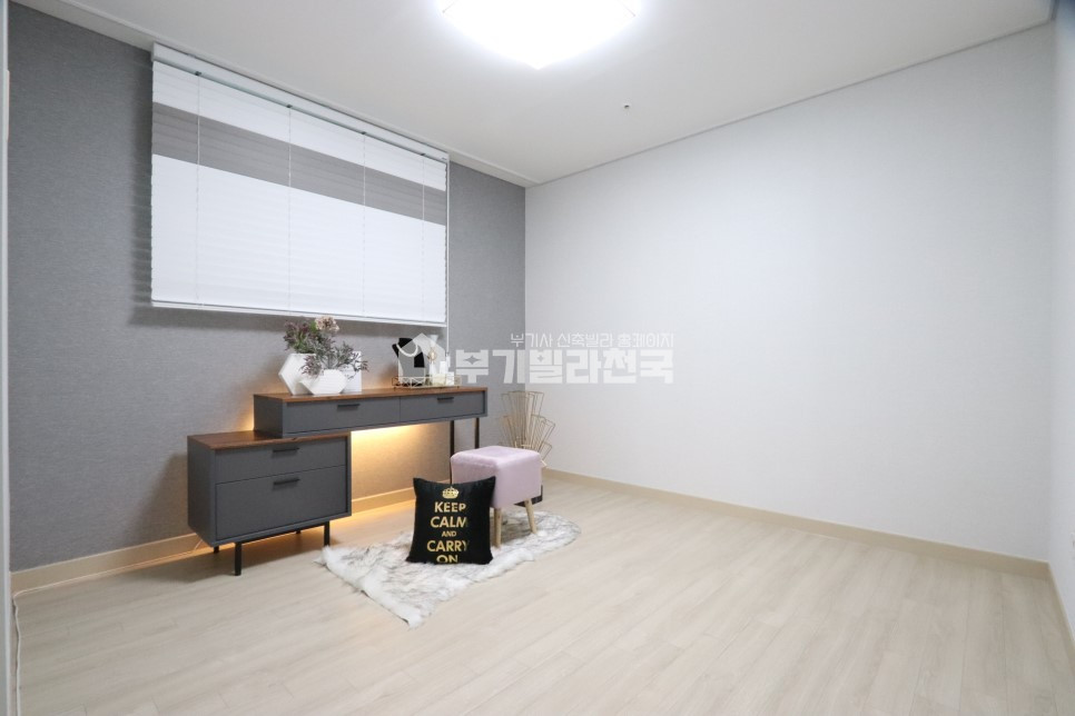 서울 중랑구 면목동 ■□ 면목동 조용한 주택가 2룸 ■ 인테리어+구조 GOOD!!■ 생활 편의시설 풍부/갭투자가능 ■ 부족한 실입주금 상담 환영 □■ 분양 매물번호 16684 사진 4