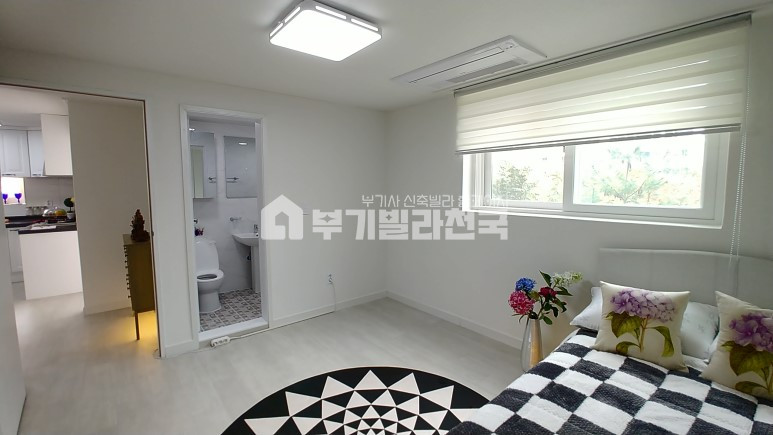 서울 강동구 성내동 ◈ 성내동 ◈ 둔촌동역 도보5분 ◈ ㅇ ㅣ 보 ㄷ ㅏ ㄷ ㅓ 좋을순 없는 3룸 대박 현장 ◈ 입주금 부족시 최대한 맞춰드려요^^ ◈ 분양 매물번호 10822 사진 5