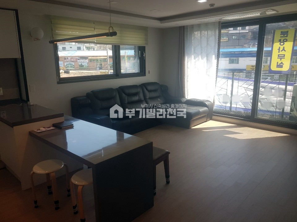 경기 파주시 아동동 ◈ 산뜻하고 모던한 디자인 ◈ 정남향 따사로운 햇살 가득한 신축 3룸 ◈ 입주상담 24시간 환영!! ◈ 부족한 실입주금 맞춤 상담 ◈ 분양 매물번호 15769 사진 1
