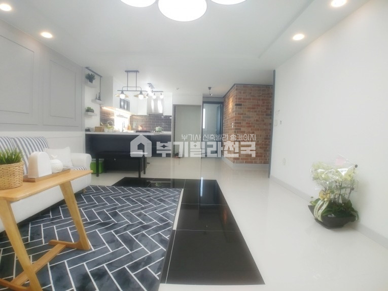 서울 동대문구 장안동 잔여특가 / 장안동 최고의 프리미엄 3룸 !! 이제 하나 남았습니다 !! 분양 매물번호 11806 사진 2