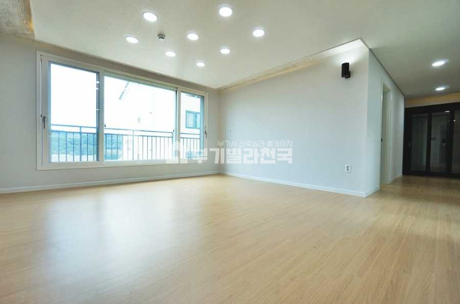 서울 관악구 남현동 ✔사당역 역세권에 학군밀집 프리미엄 아파트 OPEN!! 빌라 아닌 진짜 아파트!! 다수의 생활인프라를 갖춘 프리미엄 현장!!✔ 분양 매물번호 11977 사진 2