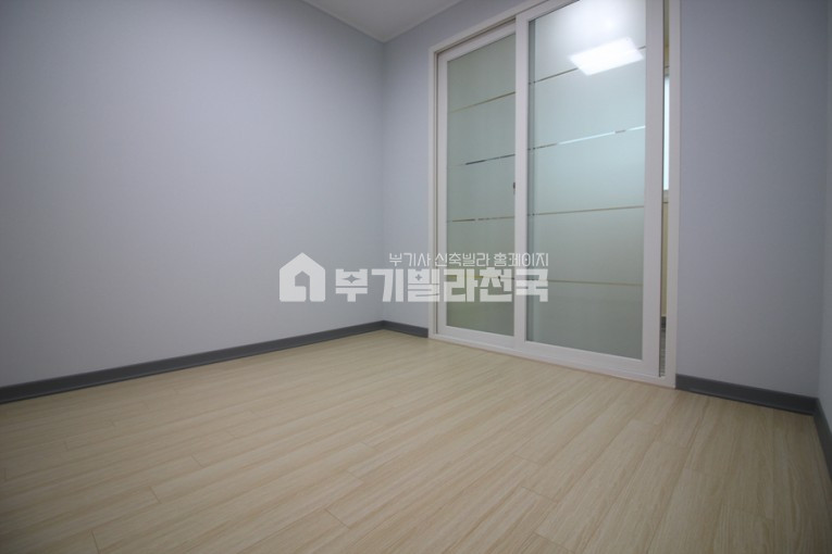 서울 종로구 이화동 『초특가 탁선생!!누구보다 저렴하게 초특가만을 안내해드리는 초특가 탁선생!!』 이런매물 좋은매물!! 잔여특가 진행합니다!! 짜임세있는 구조의 3룸 서두르세요 ~ 분양 매물번호 12464 사진 6