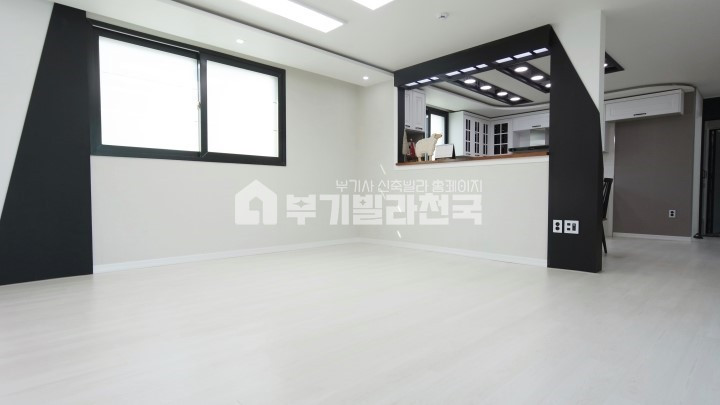 경기 과천시 과천동 양재진입 용이. 살기좋은 복층 4룸2화 분양 매물번호 10269 사진 2