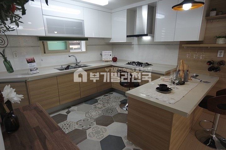 서울 서대문구 홍은동 ★홍은동 가성비 좋은 3룸 도심에서 숲내음 맡으며 살아보아요 ★ 분양 매물번호 10811 사진 4