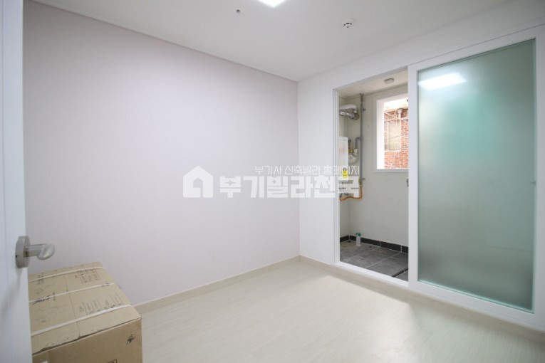 경기 안양동안구 관양동 ╰(▔∀▔)╯ 젊은 느낌 그런 느낌적인 느낌의 3룸 마지막 세대입니다. 분양 매물번호 10946 사진 7